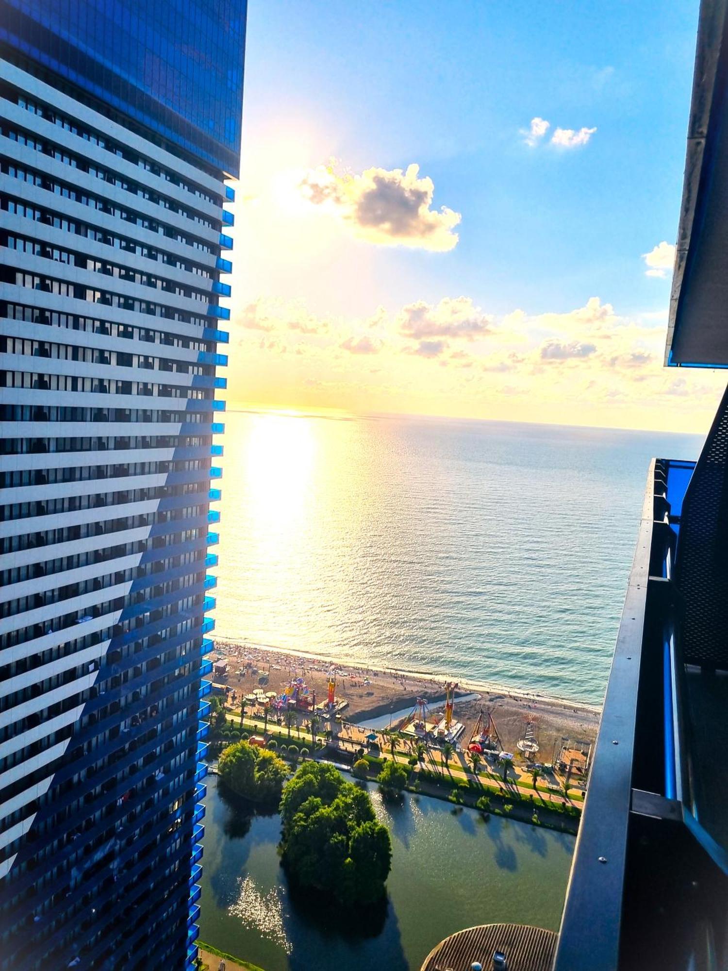 Orbi On The Sea Of דירה באטומי